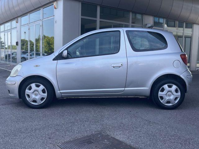 TOYOTA Yaris 1.0i 16V cat 3P. Sol Neopatentati