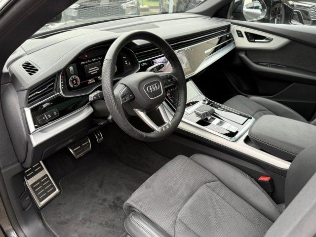 AUDI Q8 50 TDI 286 CV quattro S line edition Black Pack