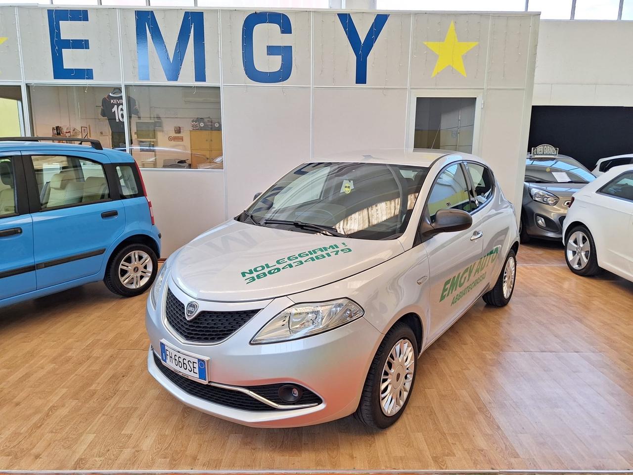 Lancia Ypsilon 1.2 GPL AUTO IN NOLEGGIO