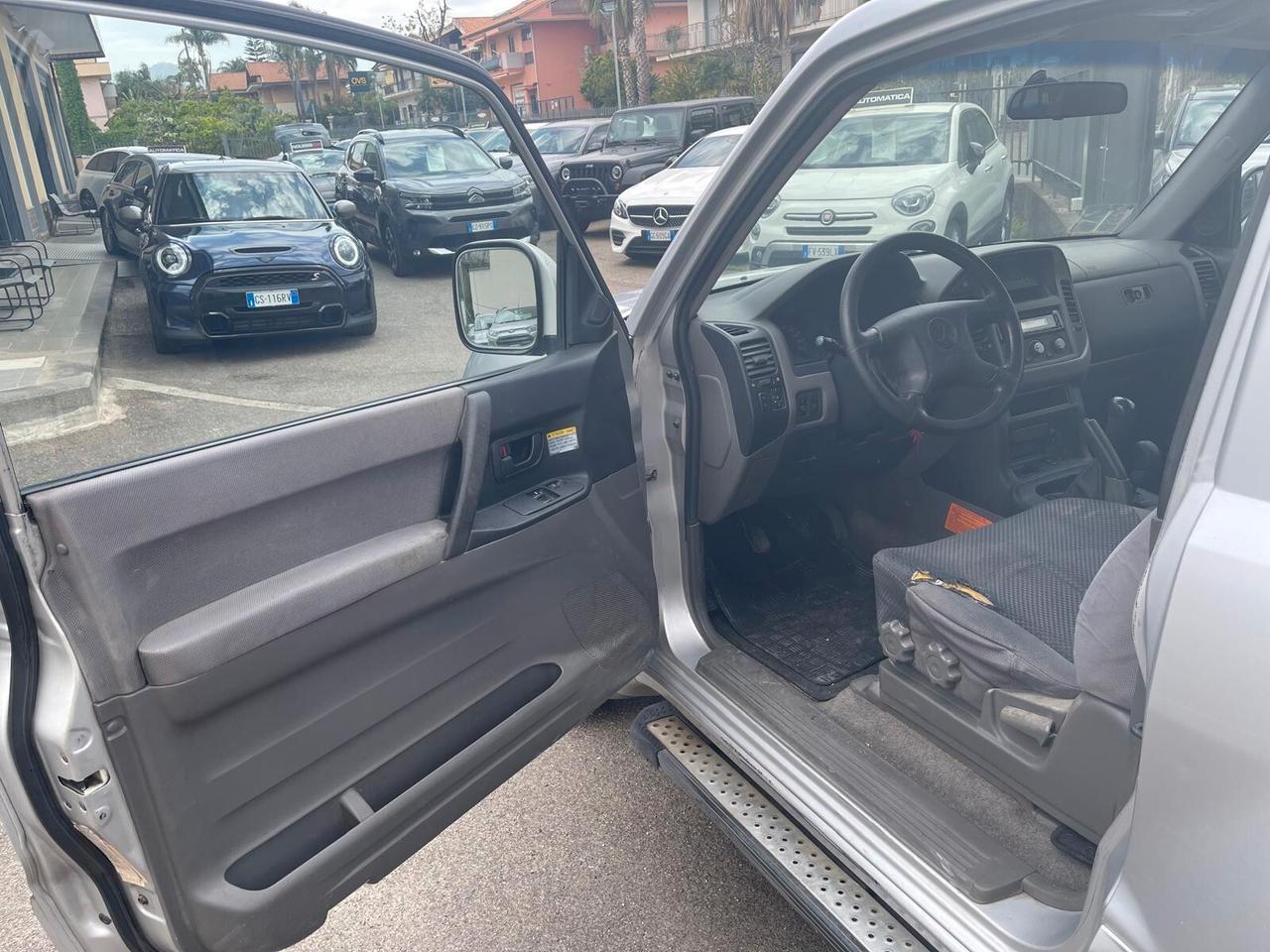 Mitsubishi Pajero 3.2 16V DI-D 3p. GLS2