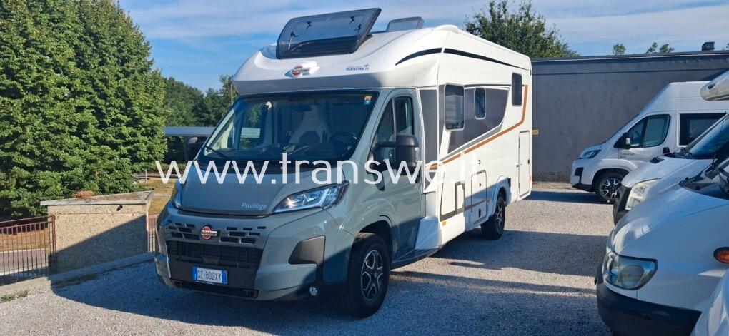 Bürstner Burstner Lyseo Privilege 732TD Letto nautico posteriore