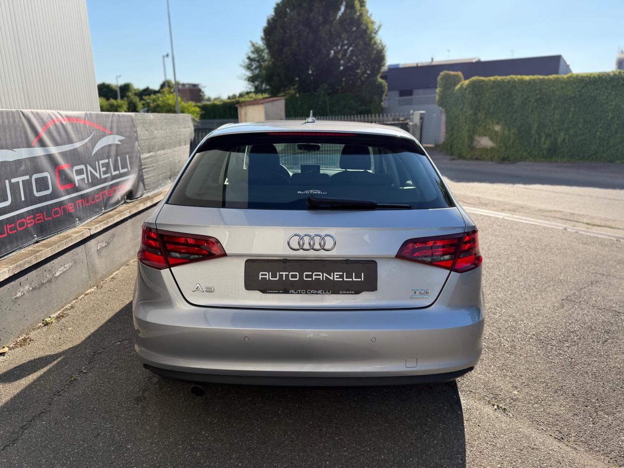 Audi A3 SPB 1.6 TDI ultra Attraction UNICO PROP
