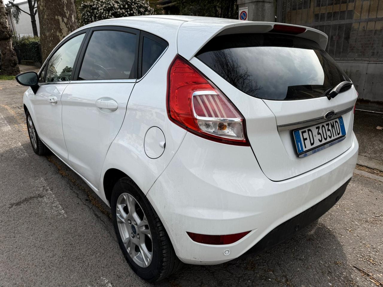 Ford Fiesta 1.5 TDCi 75CV 5 porte Titanium
