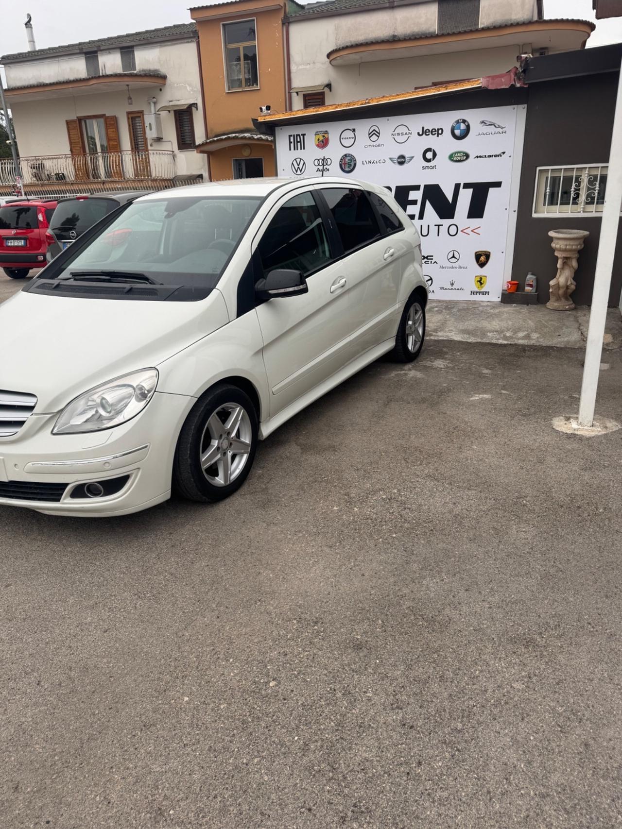 Mercedes-benz B 180 CDI BlueEFFICIENCY Premium