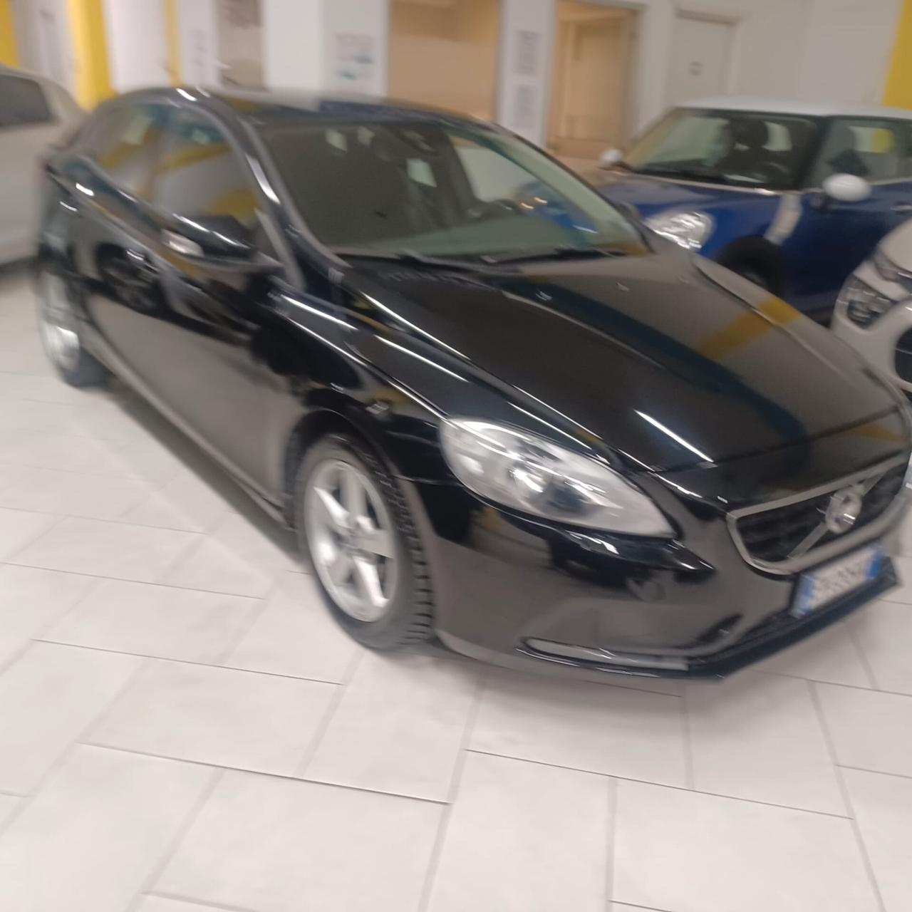 MOTORE E CAMBIO SOSTITUITI VOLVO V40 1.6 TDI NEOPAT