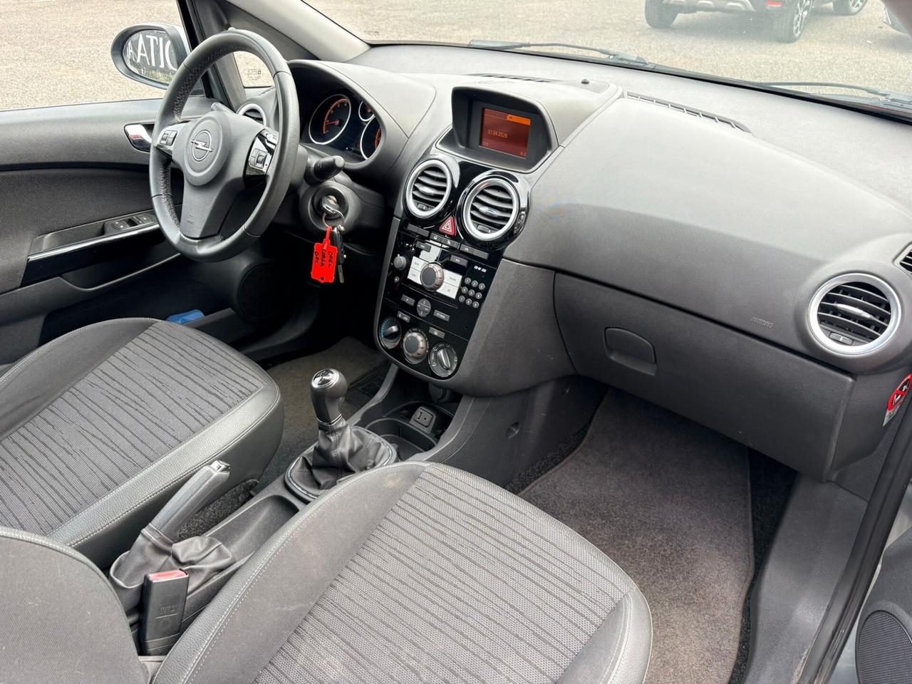 Opel Corsa 1.2 85CV 3 porte GPL-TECH b-color