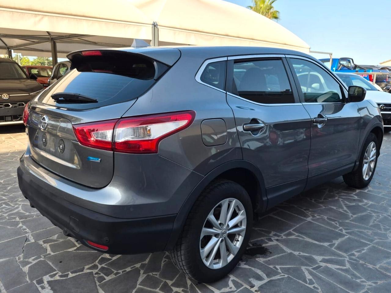 Nissan Qashqai 1.5 dCi N-Connecta