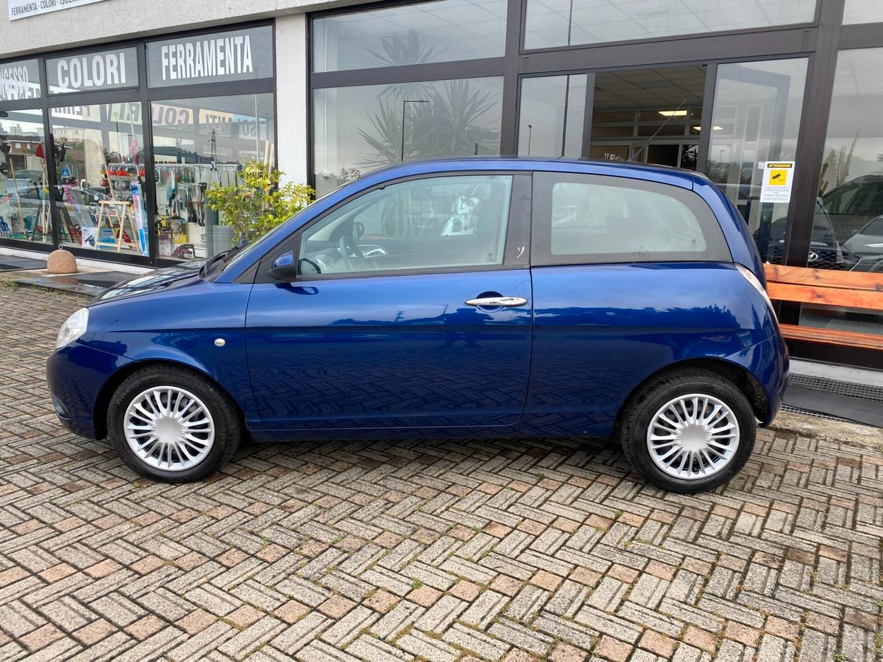 Lancia Ypsilon 1.2 Argento