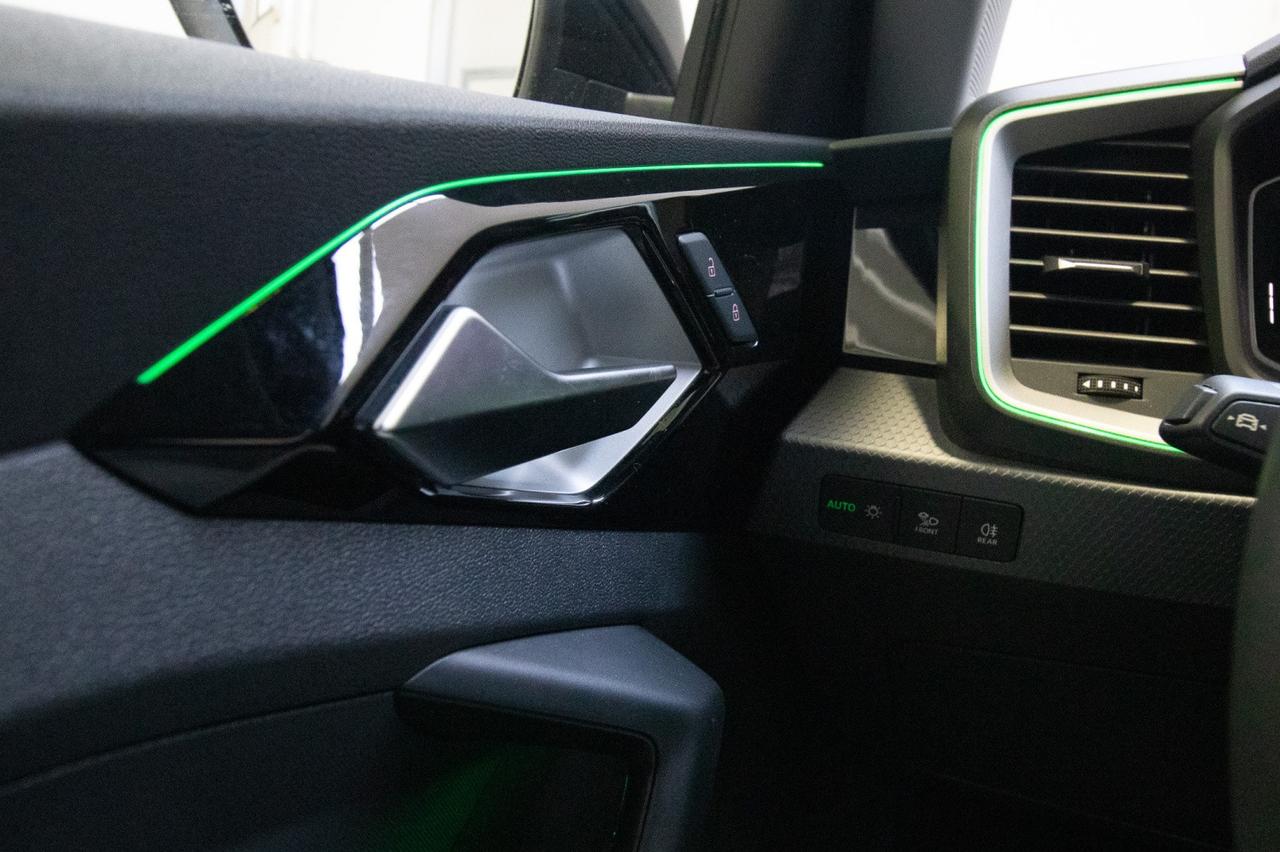 Audi A1 Sportback 30 Tfsi S-line Black Identity S-tronic