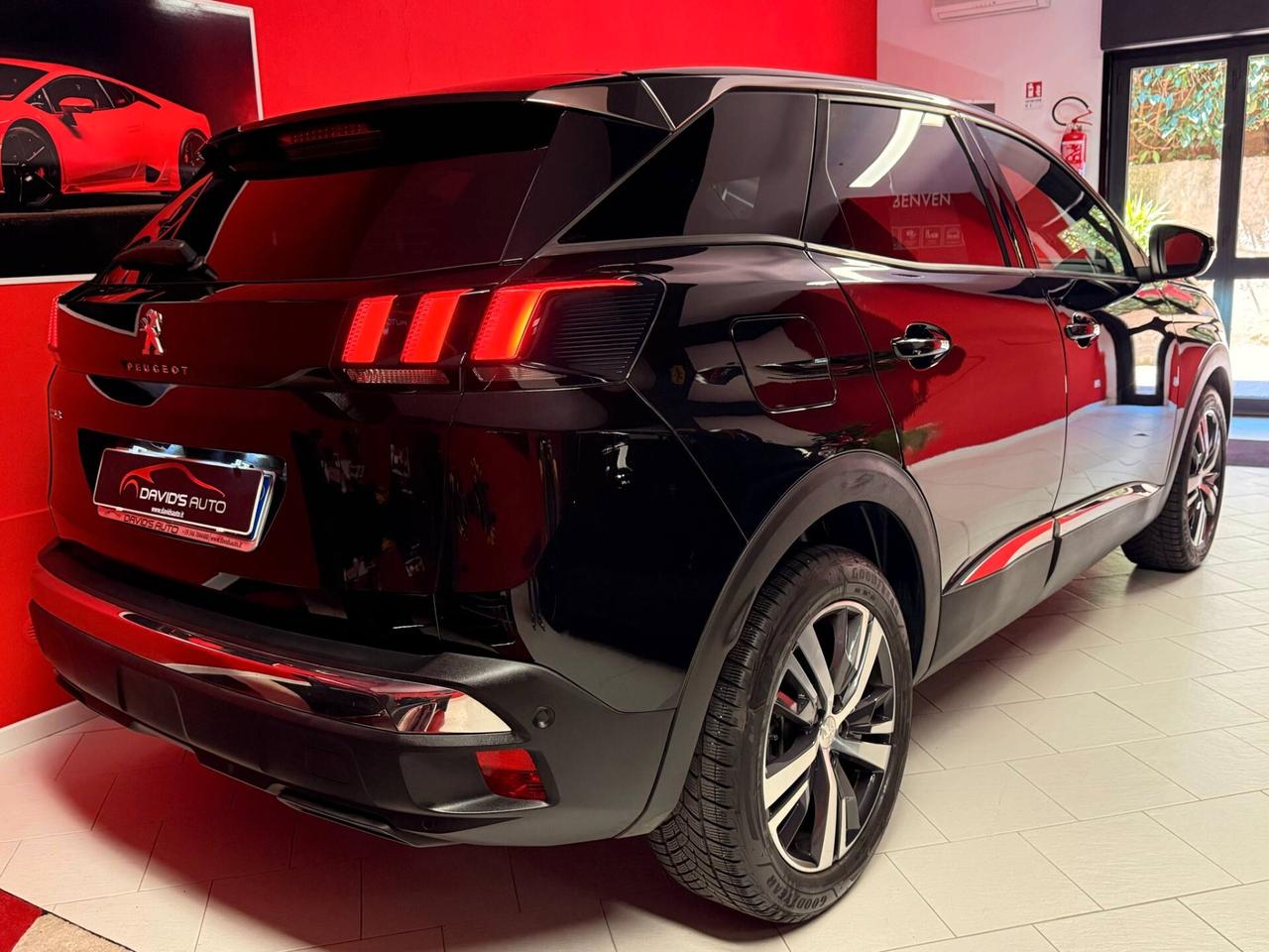 Peugeot 3008 BlueHDi 130 S&S EAT8 Allure