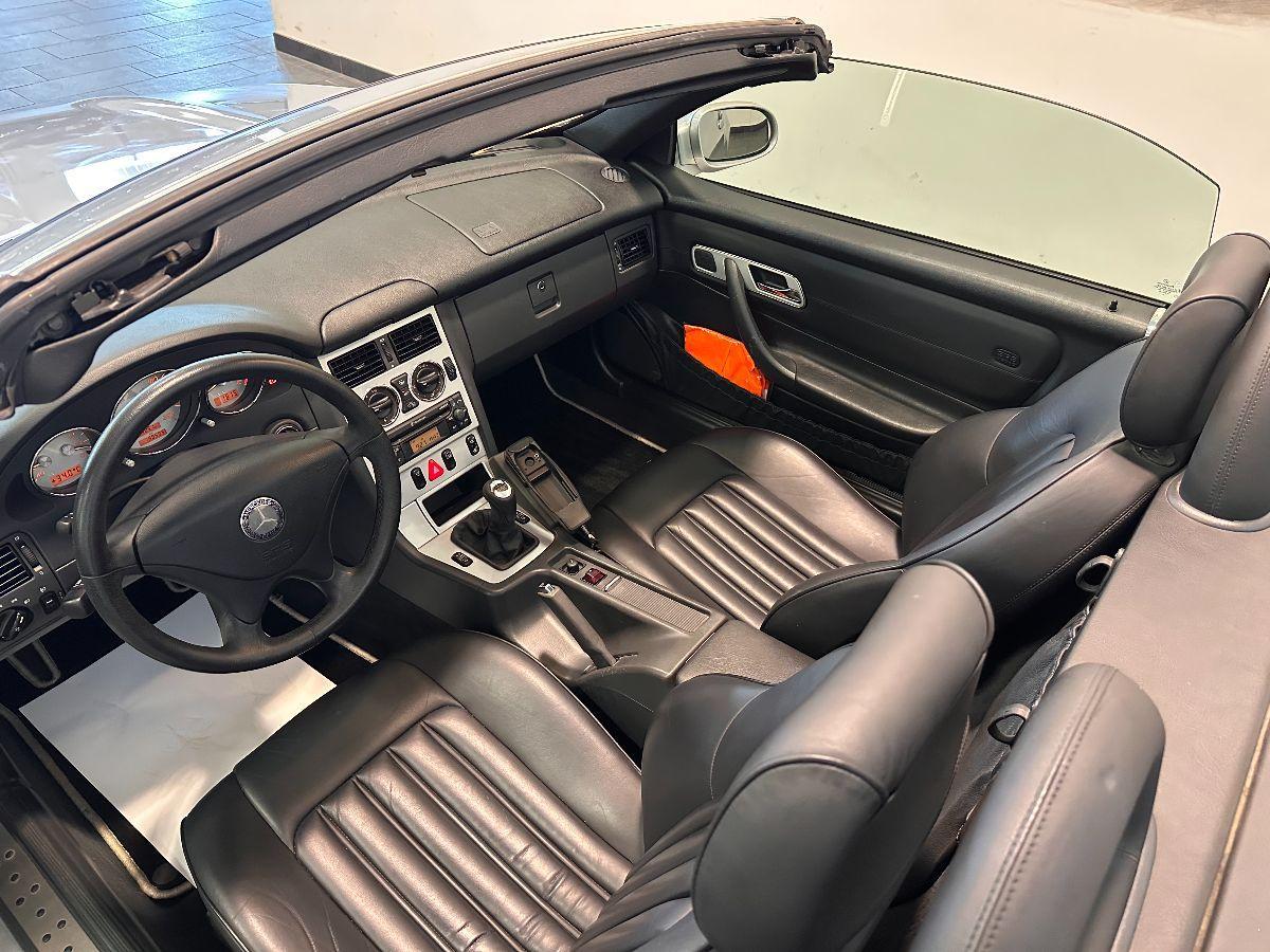 SLK 200 Kompressor Final Edition - UNICO PROPRIETARIO!! - SERVICE MERCEDES- ECCELLENTI CONDIZIONI - TUTTA ORIGINALE - SEDILI RISCALDATI -