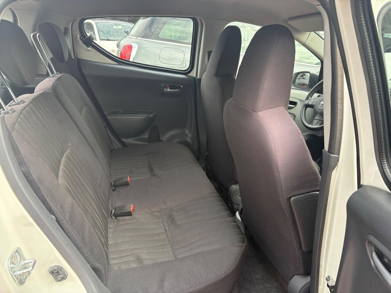 Nissan Pixo 2011 1.0 benzina 5 porte neopatentati