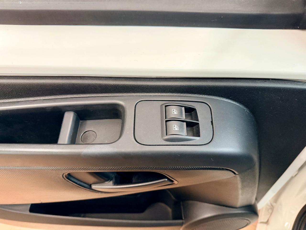 Fiat Fiorino Cargo 1.3 Mjt 80cv E6