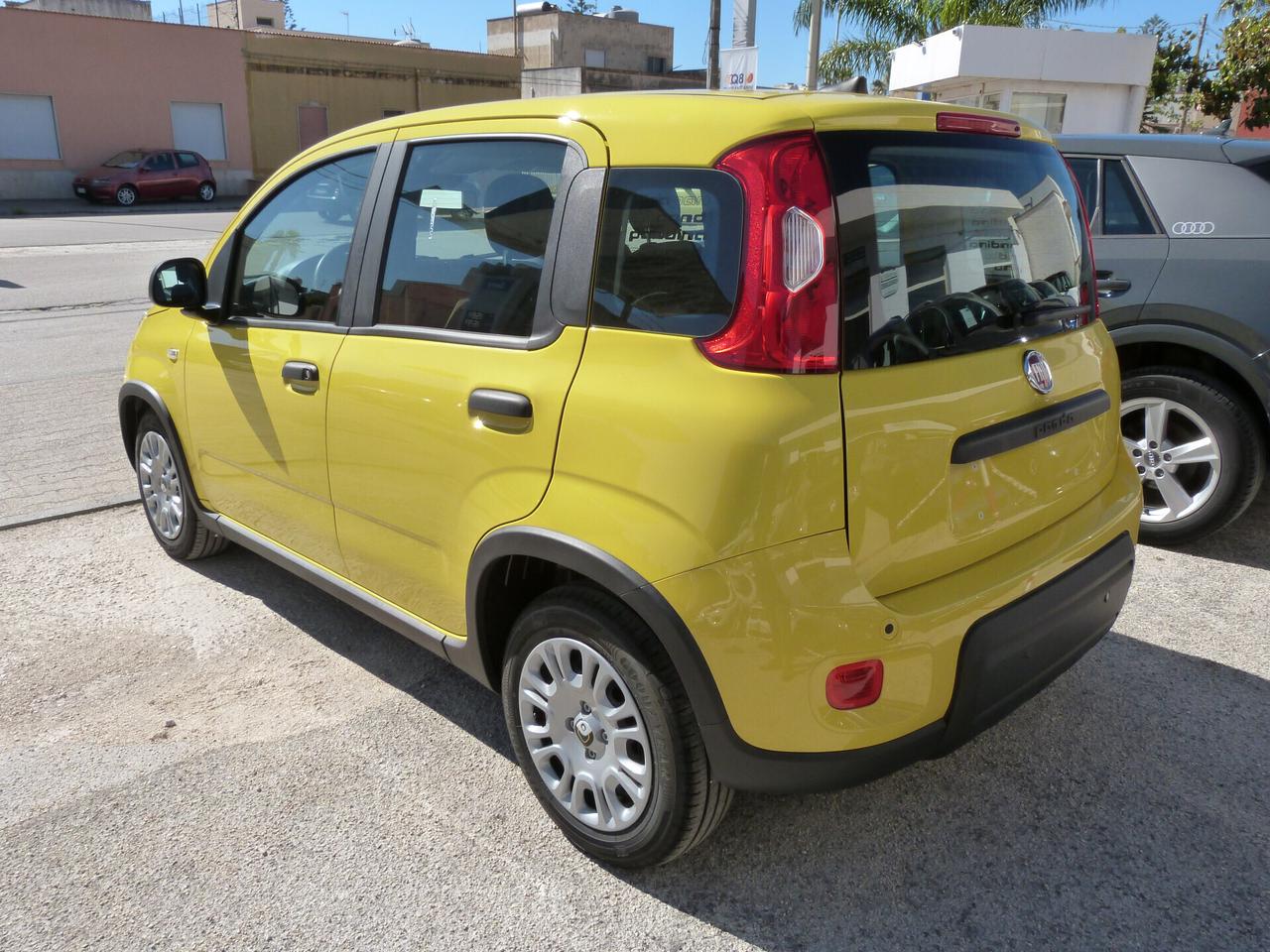 Fiat Panda 1.0 FireFly S&S Hybrid Pandina