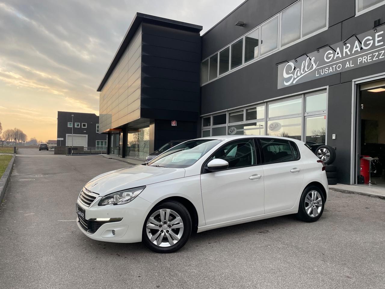 Peugeot 308 1.2 VTi 82 CV Neopatentati