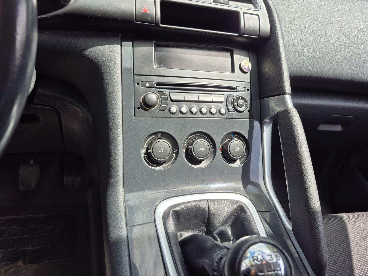 Peugeot 3008 1.6 HDi 110CV Premium