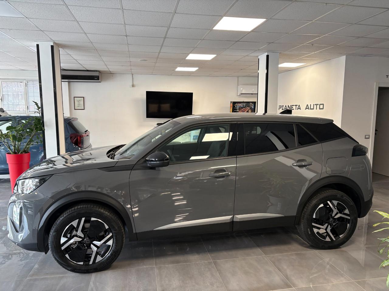 Peugeot 2008 Hybrid 110 e-DCS6 Allure