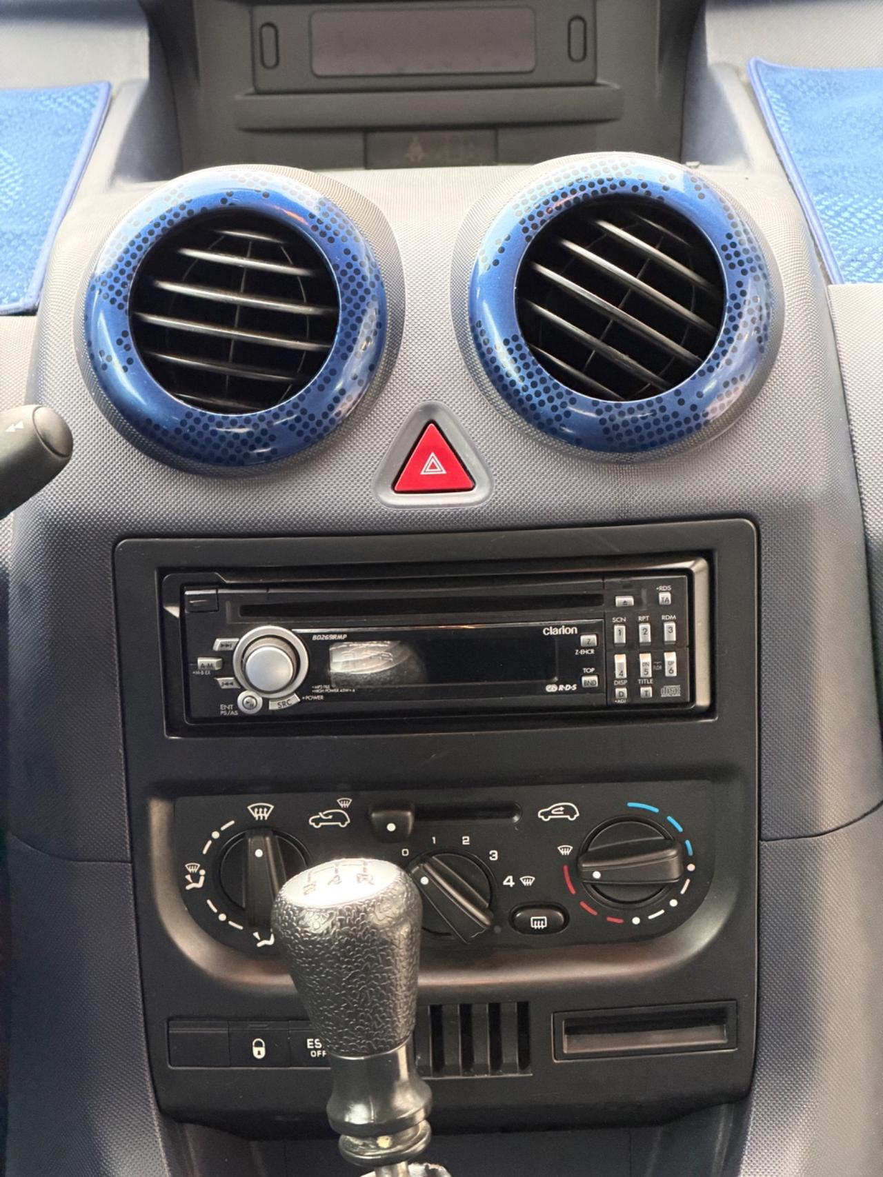 Peugeot 1007 1.4 Happy- Adatta ai neopatentati