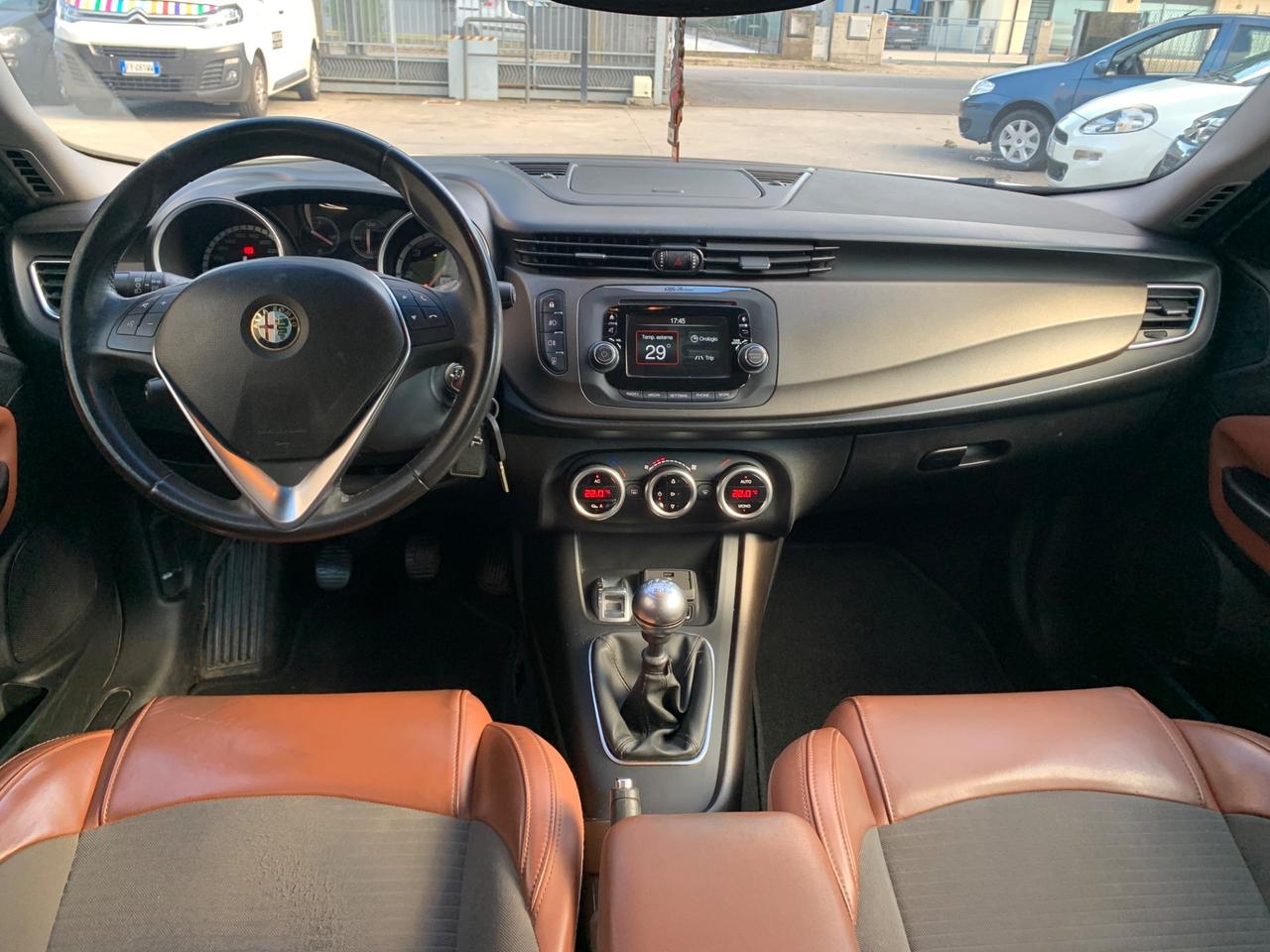 Alfa Romeo Giulietta 1.6 JTDm-2 105 CV Exclusive