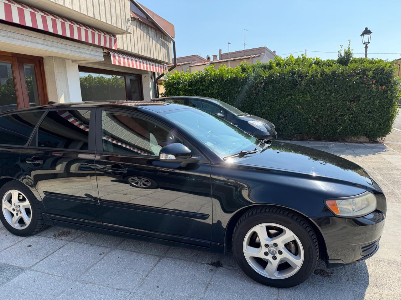 Volvo V50 D2 R-design