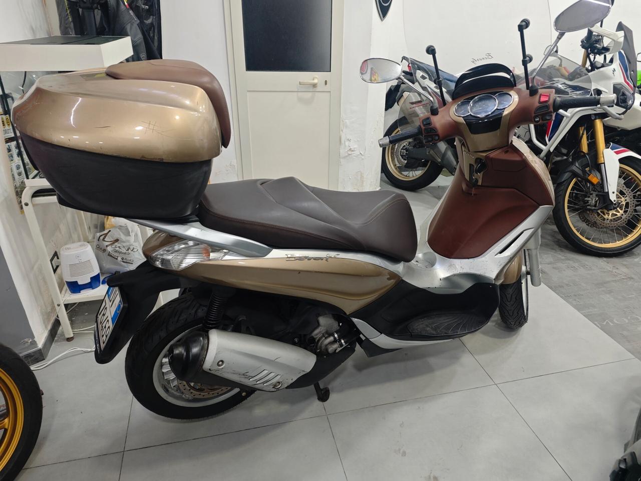 Piaggio Beverly 300 i.e. 300ie