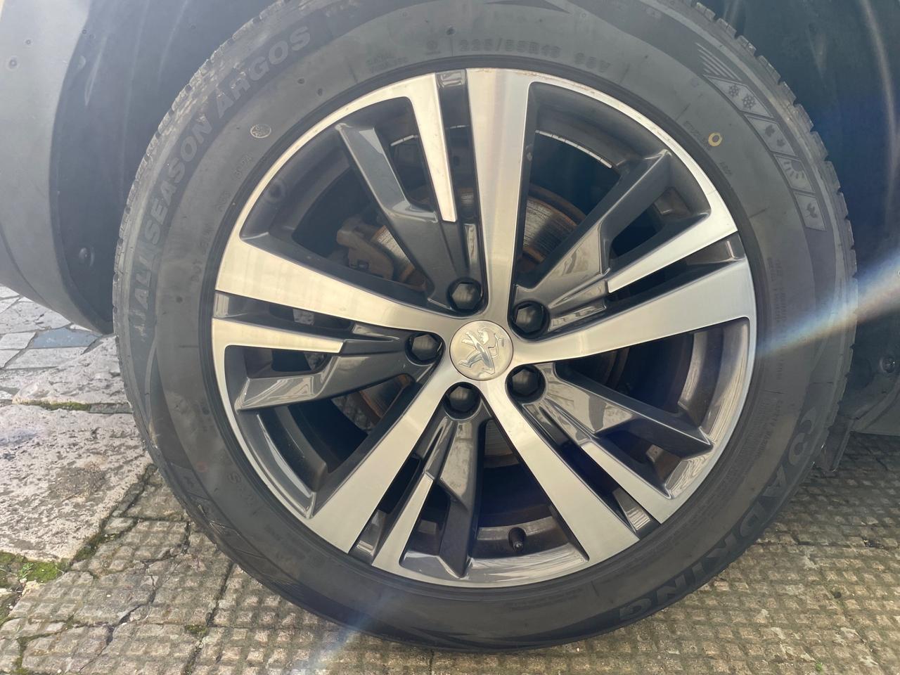 Peugeot 3008 BlueHDi 130 S&S EAT8 Allure Pack