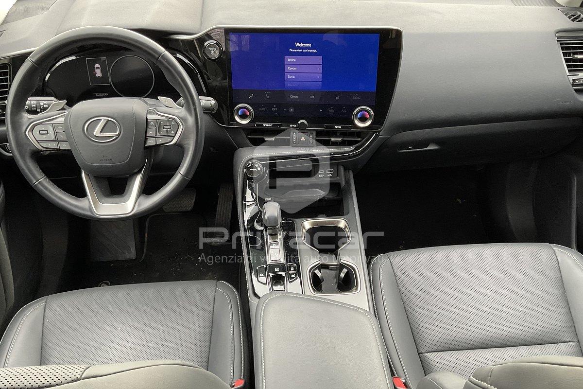 LEXUS NX Hybrid 4WD Premium
