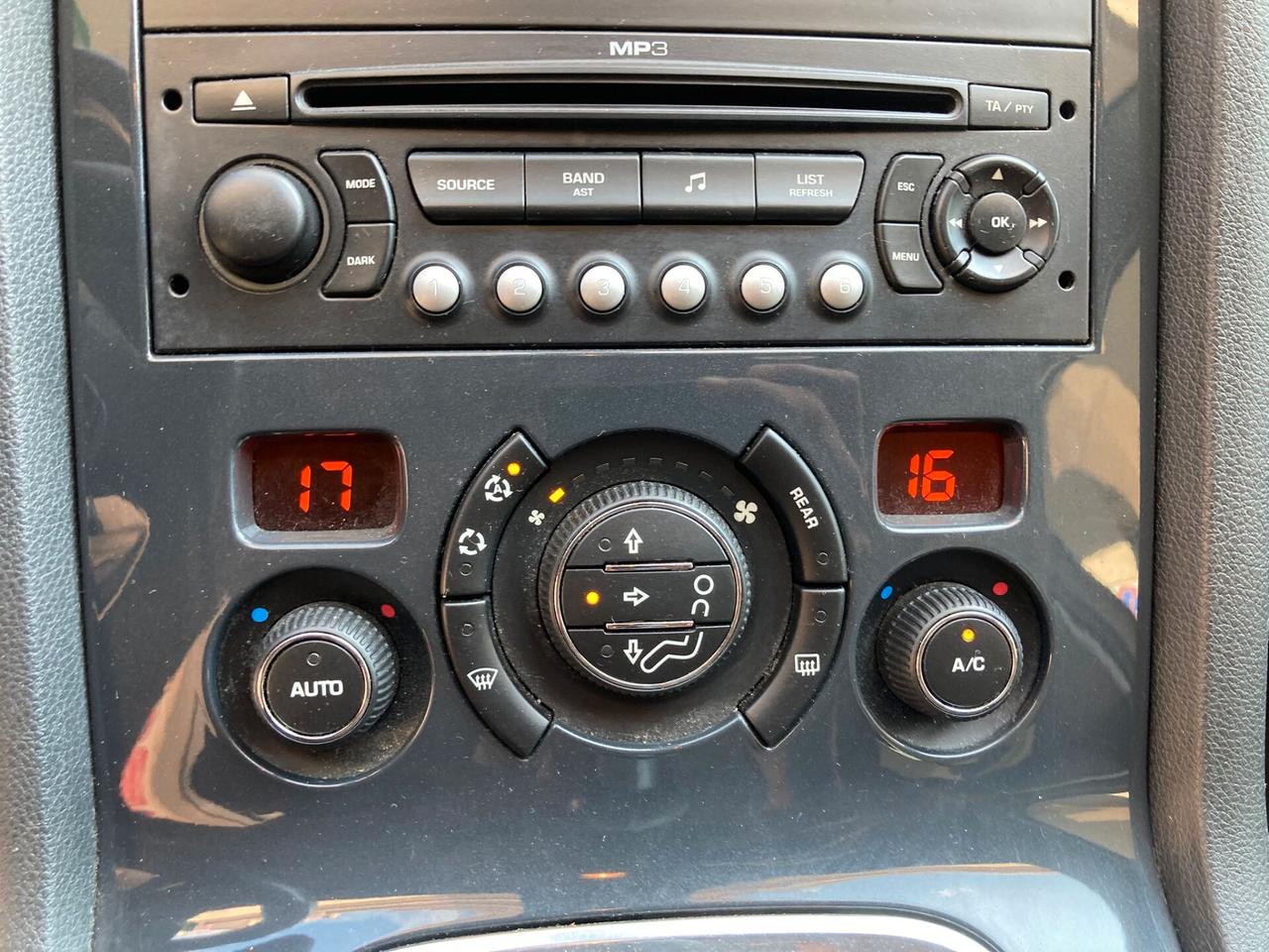 Peugeot 5008 1.6 HDi - SETTE POSTI- 2010