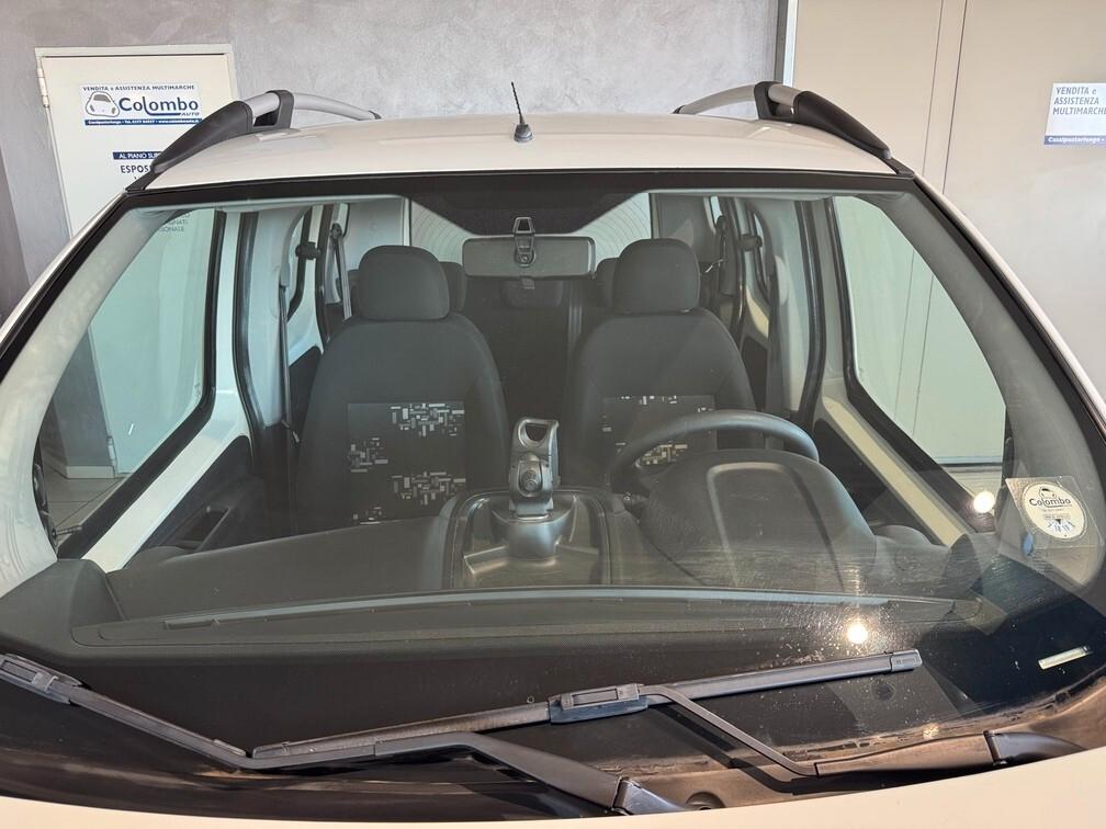 Fiat Qubo 1.3 mjt 16v MyLife Navi 15" Neopat