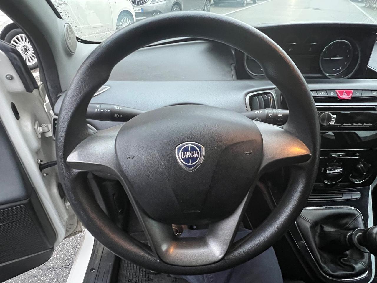 Lancia Ypsilon Silver 1.2 #8395