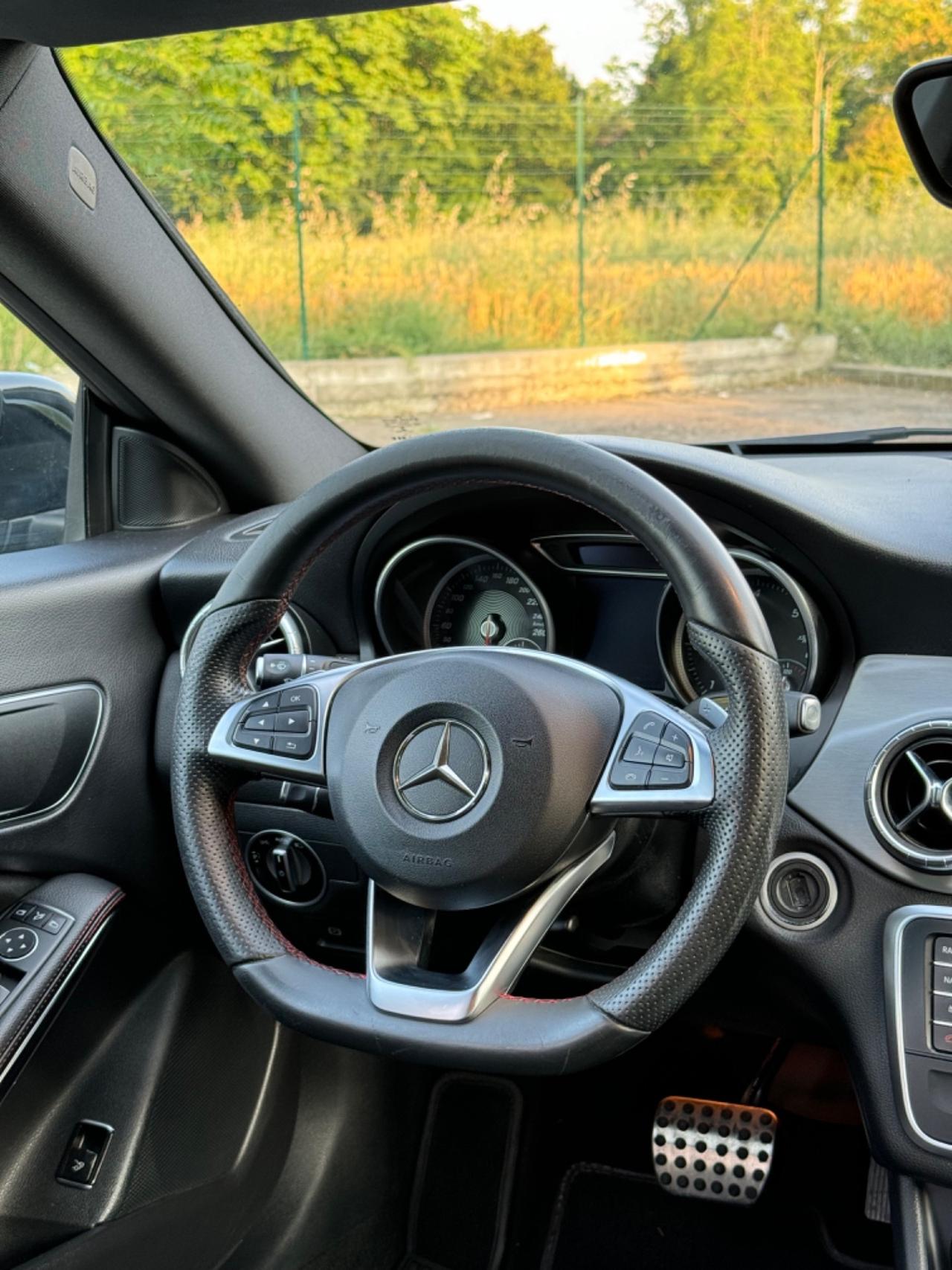 Mercedes-benz CLA 200 CLA 200 d Automatic Premium