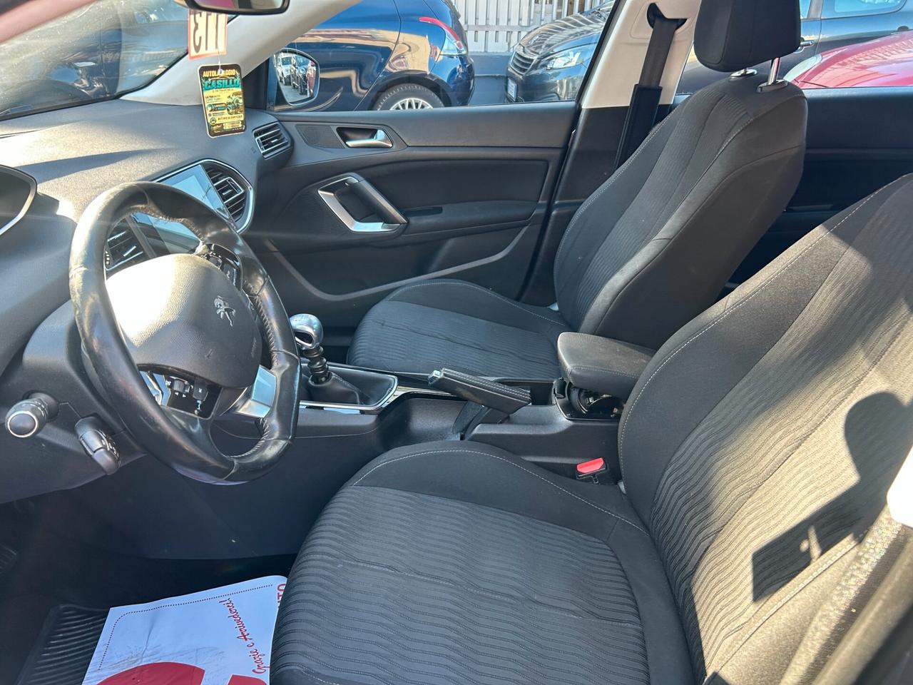 Peugeot 308 1.6 e-HDi 115 CV Stop&Start Business