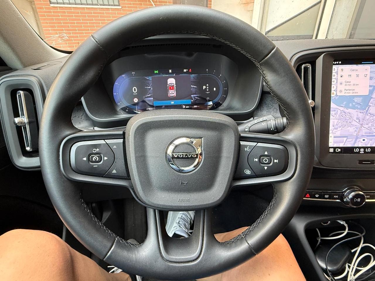 Volvo XC40 B3 automatico Plus Dark