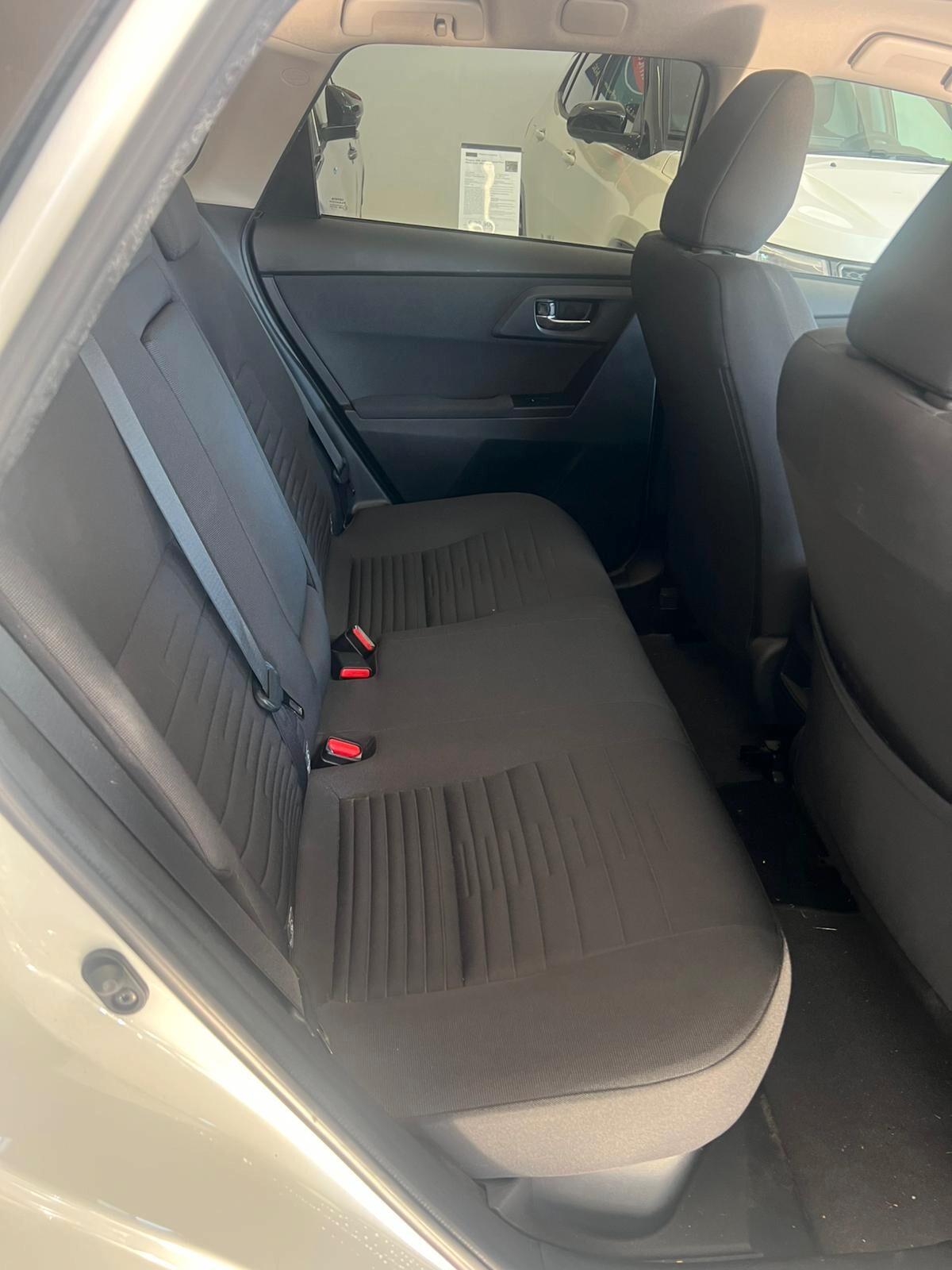 Toyota Auris Touring Sports 1.8 Hybrid Lounge