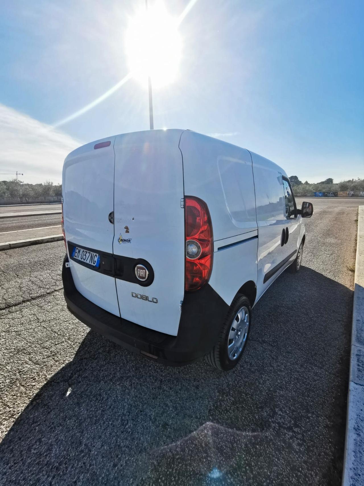 Fiat Doblo 1.4 T-Jet Natural Power PC-TN Cargo Lamierato SX