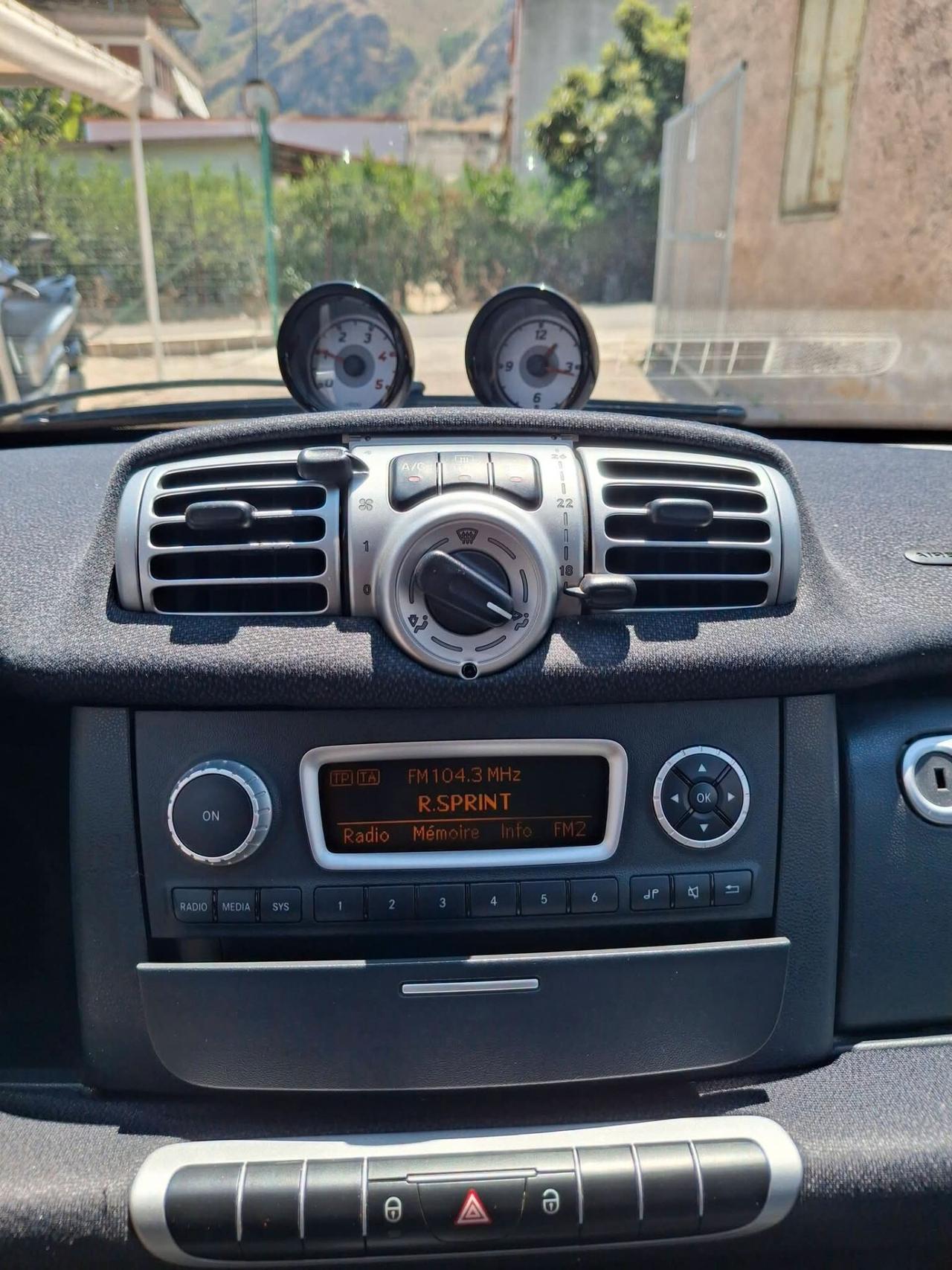 Smart ForTwo 800 40 kW coupé passion cdi