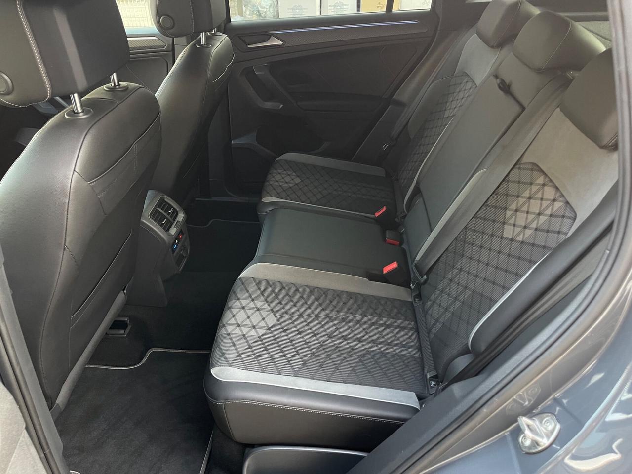 VOLKSWAGEN NEW TIGUAN 2.0 TDI R-Line 2021