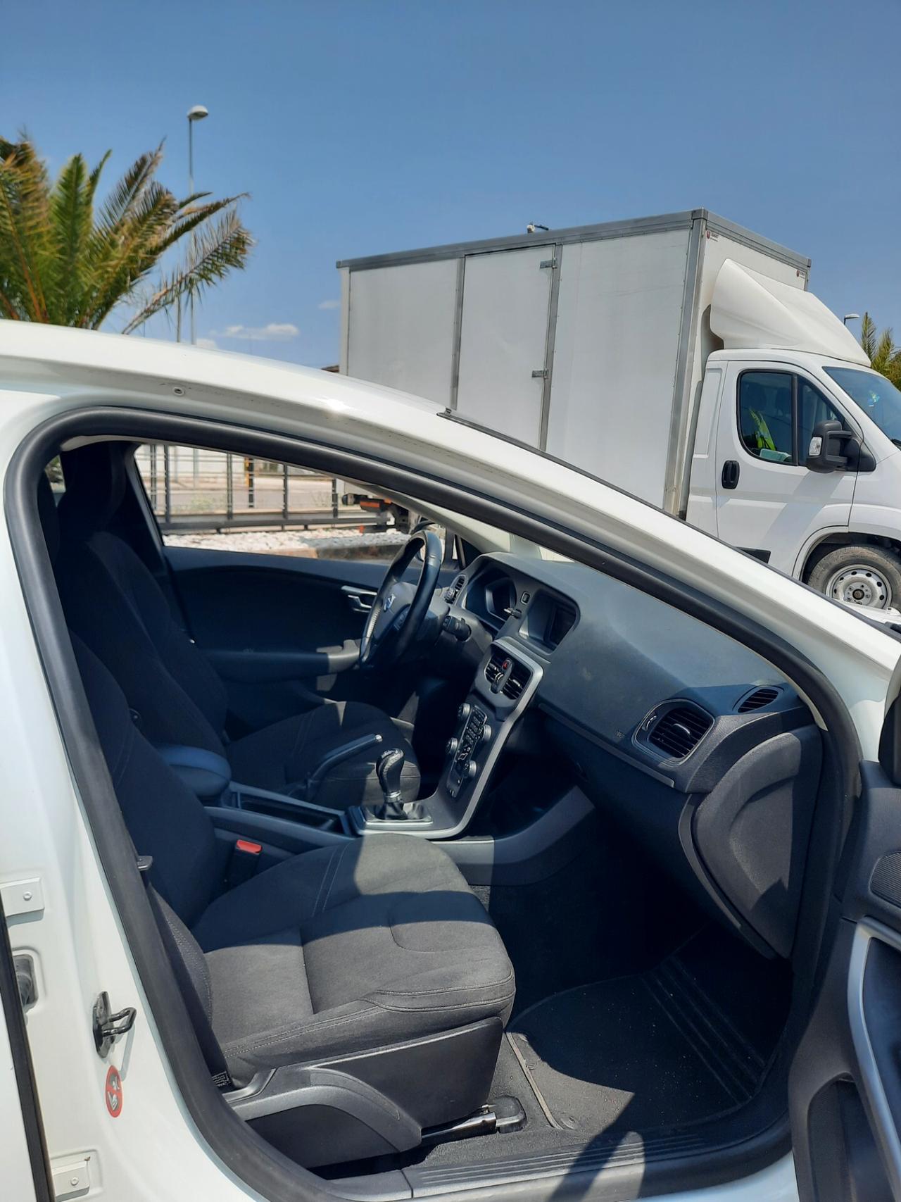 Volvo V40 D2 1.6 Momentum