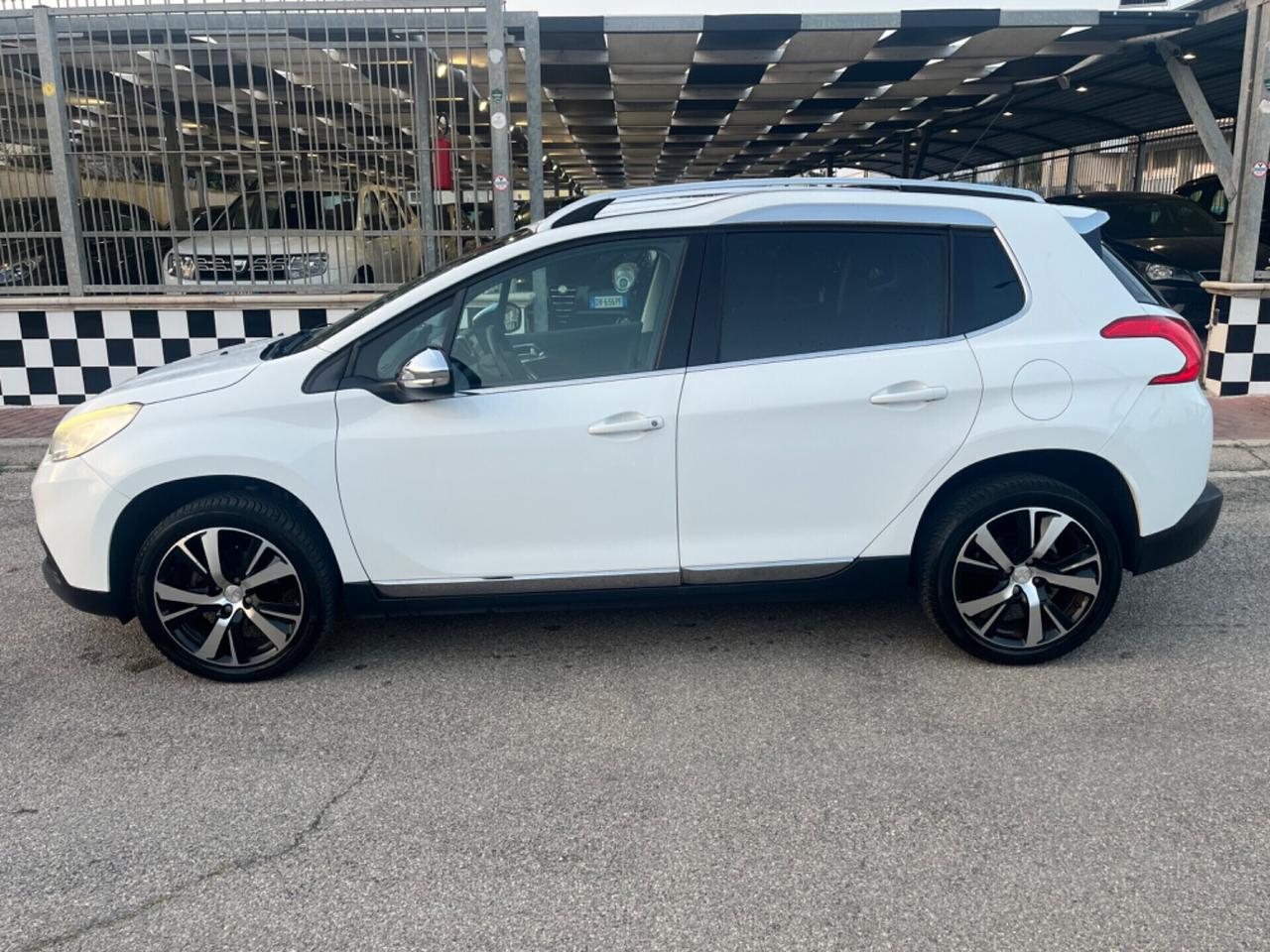 Peugeot 2008 BlueHDi Allure Unipro 2016