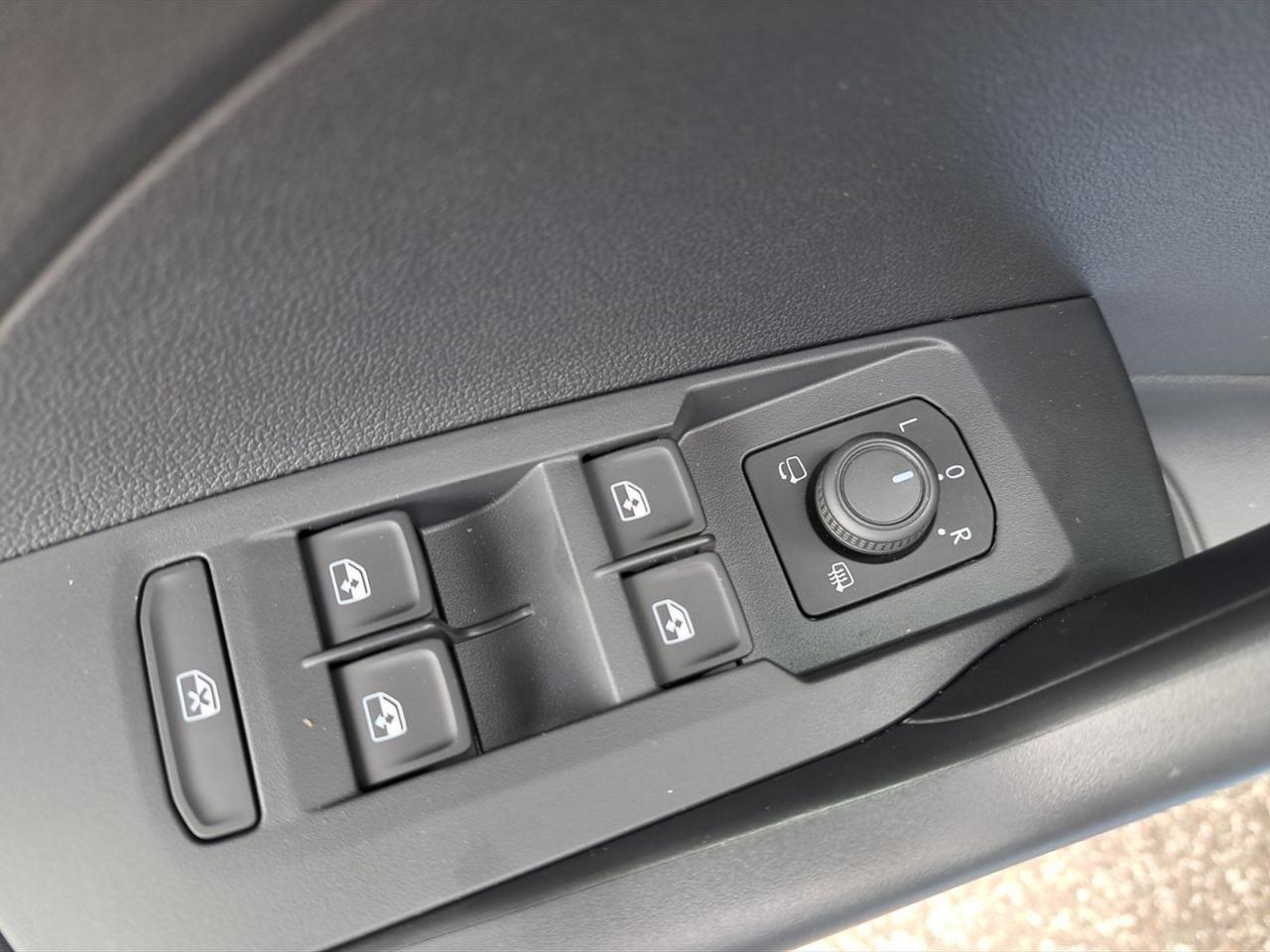 Volkswagen T-Cross 1.0 tsi life 95cv