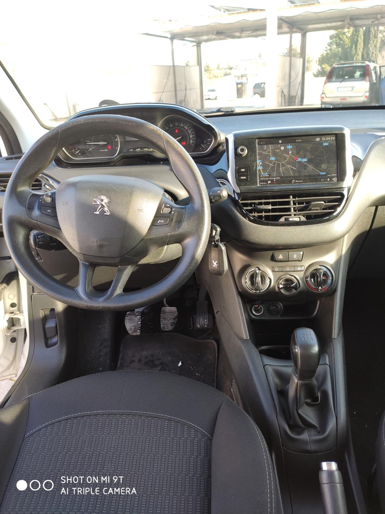 Peugeot 208 PureTech 82 5p. GPL Active