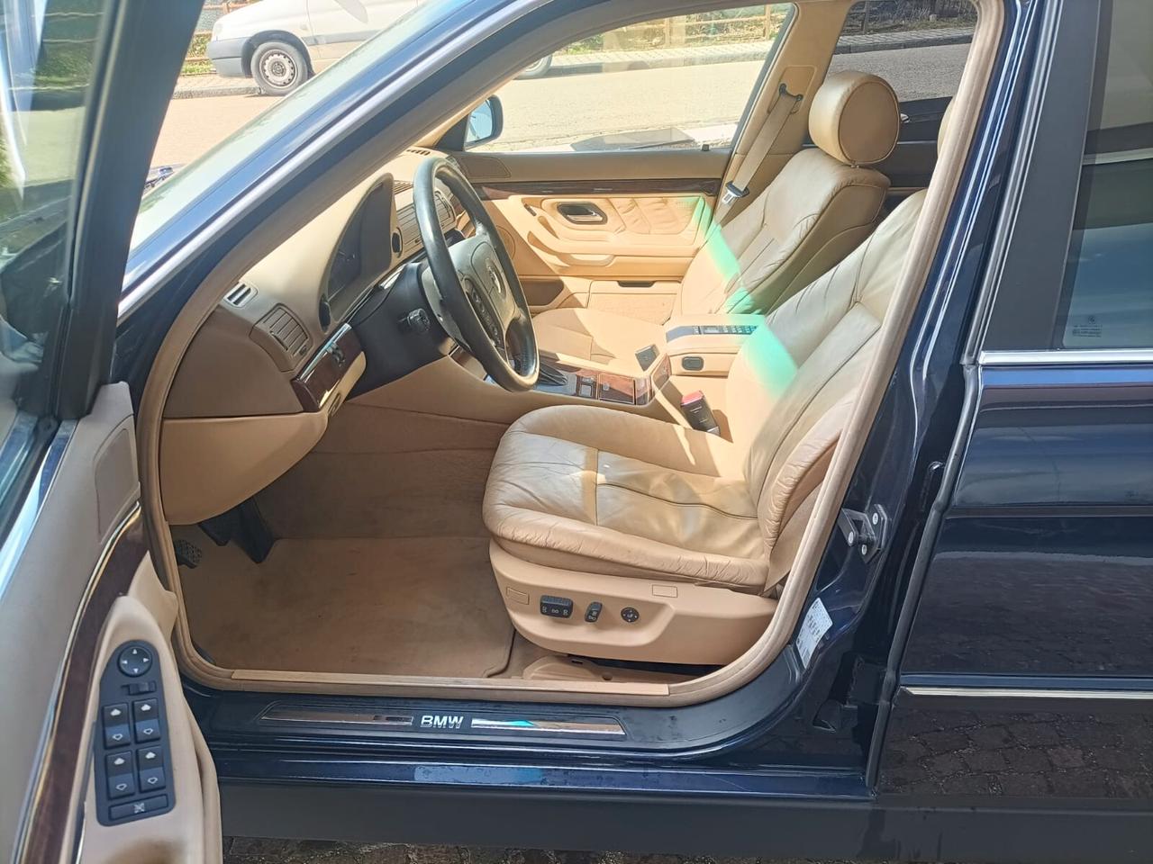 Bmw 735 BLINDATA !!!!!!!