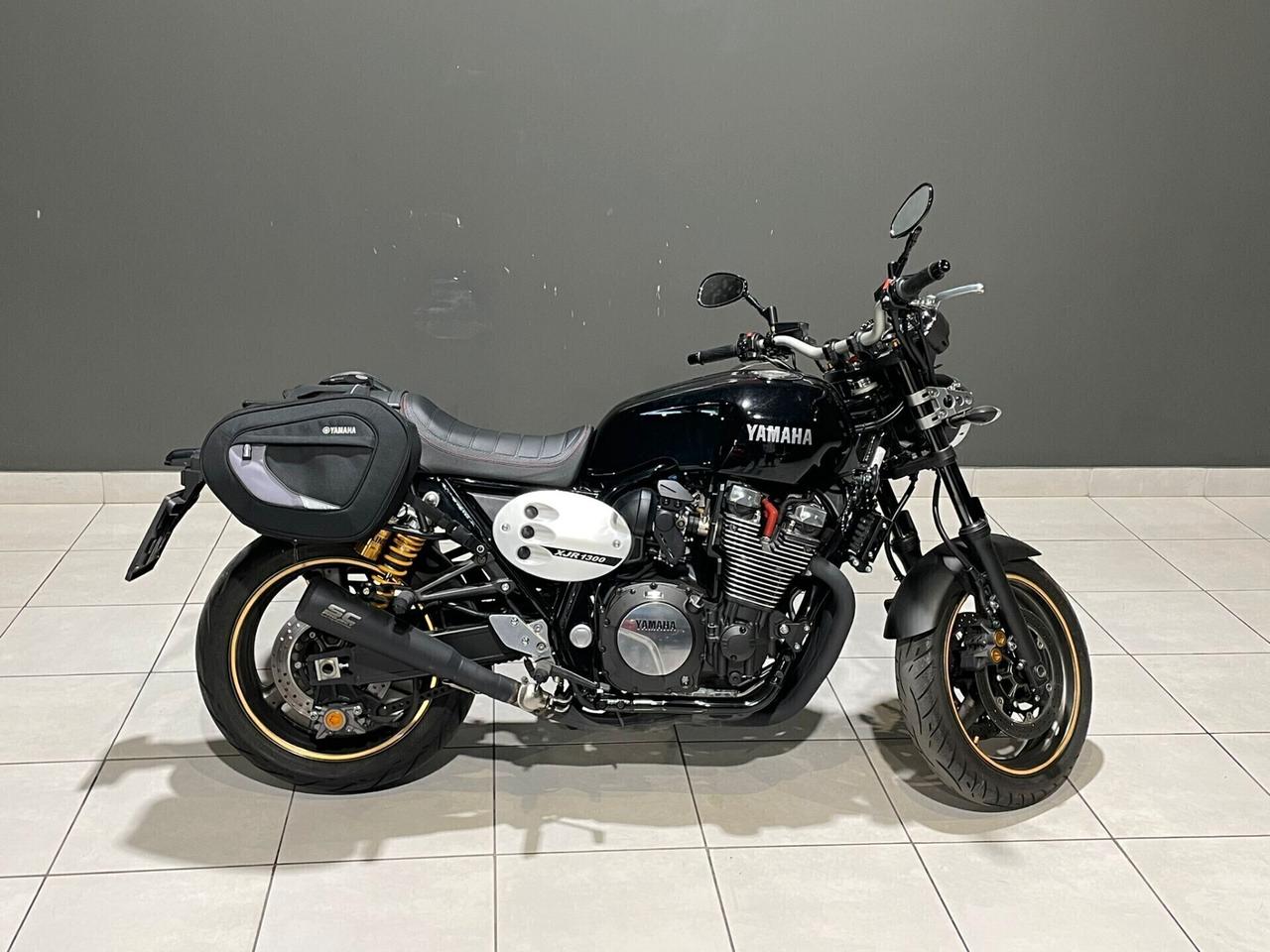 Yamaha XJR 1300