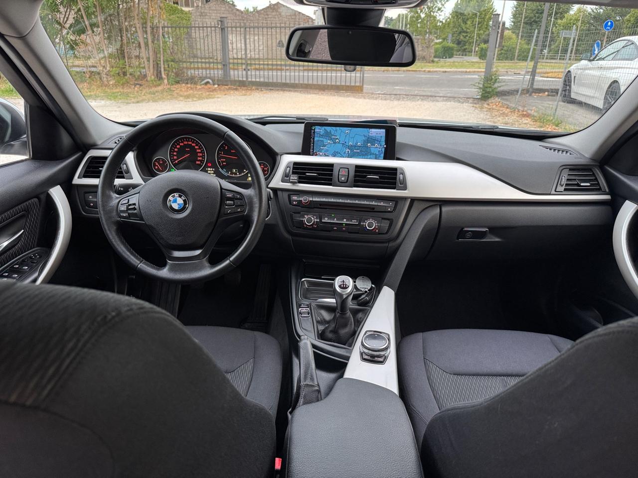 Bmw 320i Berlina 184cv Manuale Auto Pari al Nuovo