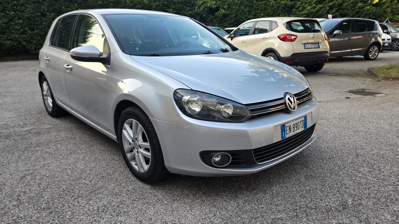 Volkswagen Golf Business 1.6 TDI 5p. Highline Neop