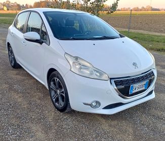 Peugeot 208 PureTech 82 ETG5 S&S 5 porte Allure