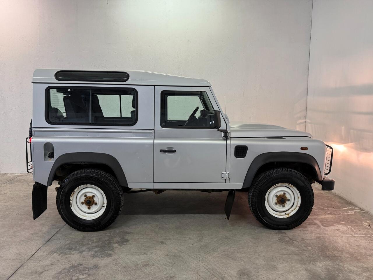 Land Rover Defender 90 2.2 Td Sw Autocarro UNICOPROPIETARIO