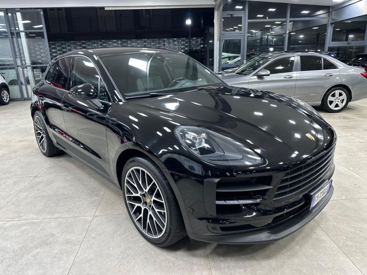 Porsche Macan 2.0 245 cv PDK Gancio traino 2020