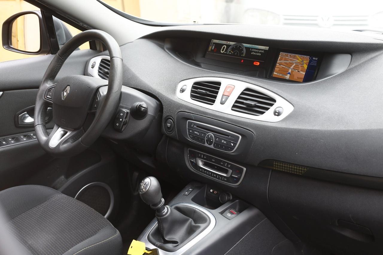 Renault Scenic Scénic X-Mod 1.9 dCi 130CV Luxe