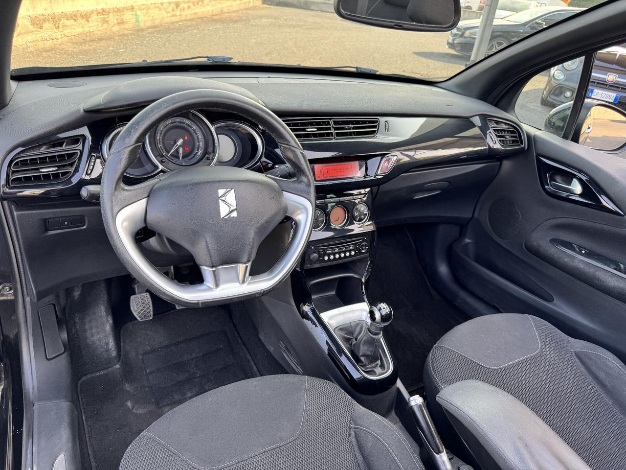 Ds DS3 DS 3 1.2 VTi 82 So Chic Cabrio